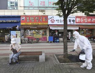 Usain Bolt quarantines after virus test as global deaths pass 800,000