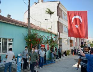 Turkish soldier injured in bus crash succumbs to wounds