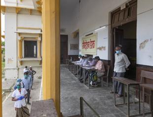 India sets worlds highest single-day rise with 78,761 new virus cases