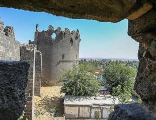 Restoration of Walls of Diyarbakır begins