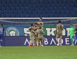 Fenerbahçe beat Rizespor 2-1 in 1st game of new season