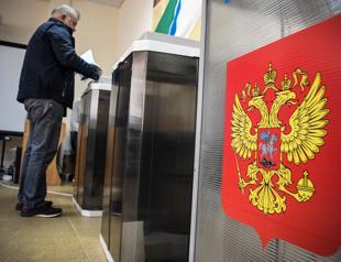 Russia holds regional polls in shadow of Navalnys poisoning