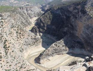 Water ebbs in İnceğiz Canyon due to drought