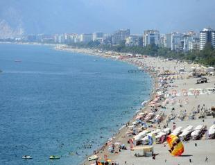 Mediterranean tourism hub Antalya records record-high temperature in 70 years