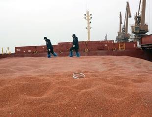 China sharply expands mass labor program in Tibet