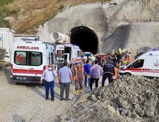 Tunnel blast injures 11 in northeastern Turkey