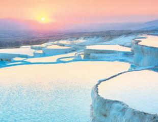 Some 3 mln tourists visit historical sites in summer