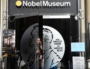 3 scientists share Nobel physics prize for cosmology finds