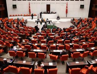 Turkish parliament ratifies motion on Iraq, Syria