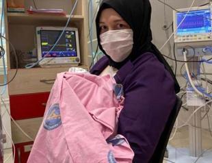 Worlds first uterus recipients baby healthy