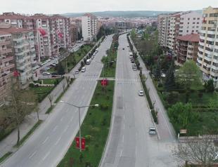 Student cities hit by COVID-19 as rents nosedive by 40 percent