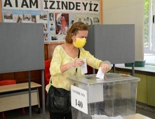 Turkish Cypriots head to ballots amid pandemic, Varosha row
