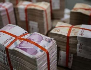 Current account balance sees $4.6 bln gap in August