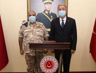 Turkish defense chief receives Qatari military head