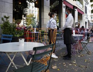 New restrictions as Europe surges past 250,000 virus deaths