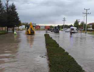 Rainfall hits major cities, disrupts transportation