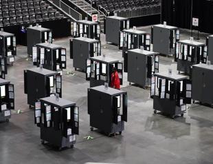 US says Iran, Russia obtained voter registration info