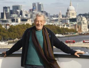 Show goes on for Olivier Awards, even with UK theaters shut