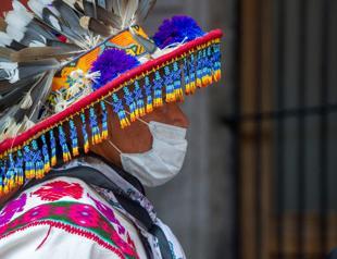 Pandemic-hit Mexico marks somber Day of the Dead