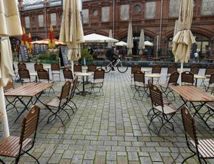 Europes COVID-19 curbs prompt pushback amid bleak countdown to Christmas