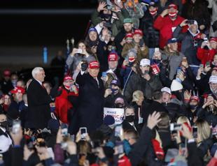 US business leaders urge calm, brace for mayhem around election