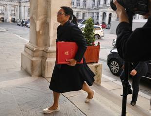 UK raises terror threat level to severe after Europe attacks