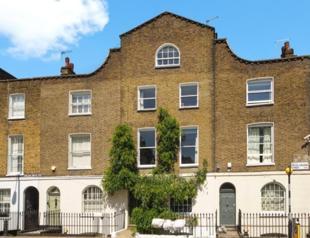 French poets London home for sale in threat to arts centre plan