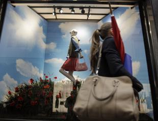 Gucci, Gus Van Sant challenge fashion cycle with film collab