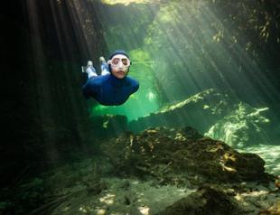 Turkish freediver in pursuit of three world records in Mexico