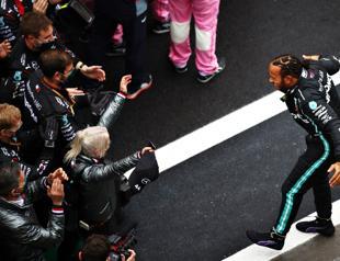 Hamilton clinches record 7th F1 title with win at Turkish GP