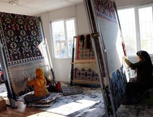 Van rugs exported to European countries