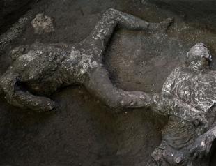 Bodies of man and his slave unearthed from ashes at Pompeii