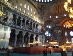 Seraphim Angel appears as scaffold dismantled in Hagia Sophia