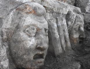 Mythological masks unearthed in ancient theater of Strakonikeia