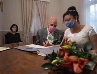 Foreigners flock to Gibraltar to wed during pandemic