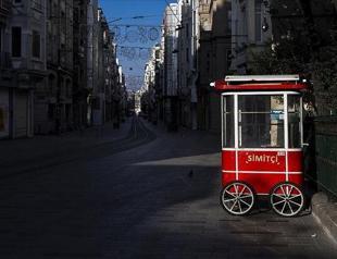 Turkey tightens measures with weekend lockdowns, weekday curfews