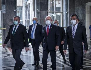 Turkish army should be kept out of politics, says CHP