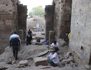 Artifacts in Harran ancient city transported to museum