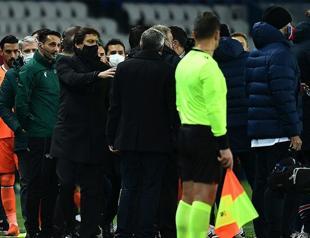 Referee accused of racist act apologizes to footballer