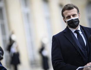 Frances Macron tests positive for COVID-19