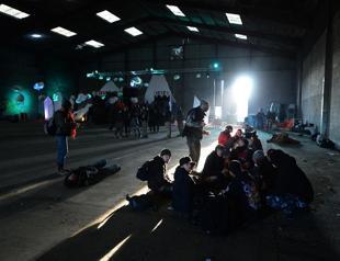 Alarm in France after 2,500 mass for illegal rave