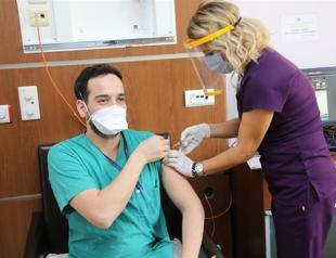 Turkey carries out vaccinations at breakneck speed