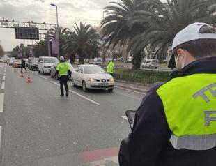 Nearly 25,000 people violate curfews, weekend lockdown