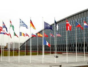 Turkish, Greek teams resume talks at NATO