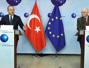 Turkey, EU launch talks to renew migrant deal