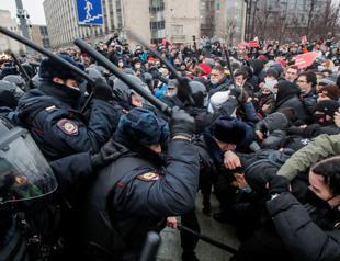 Kremlin accuses US of meddling after 3,500 protesters detained