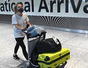 Biden orders COVID-19 travel restrictions, adds South Africa