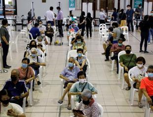 100 mln cases worldwide, as US seeks to reset its virus fight