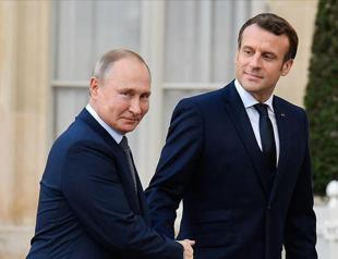 Macron backs Russia dialogue despite Navalny ’mistake’