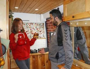 Couple visits 40 provinces in 6 months with caravan